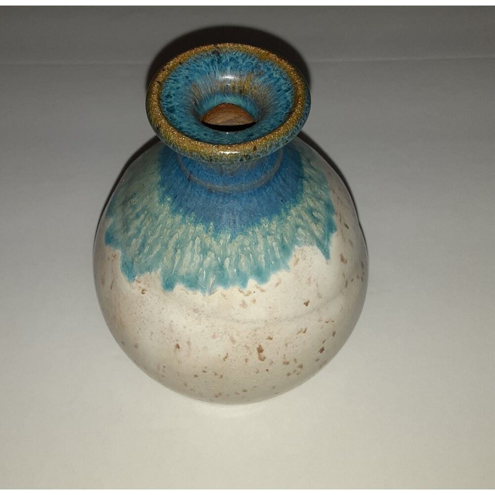 CCC Pottery Stoneware Vase Sea Blues Artist Signed 5" - Picture 2 of 5